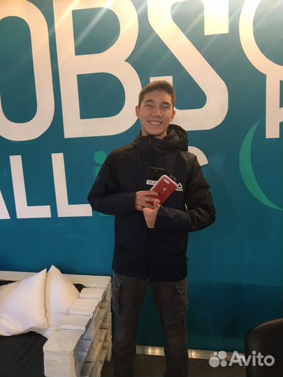 iPhone SE (2022), 64 ГБ