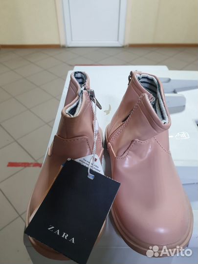Zara детские ботиночки новые
