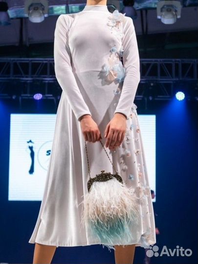 Вечернее платье 42 44 белое