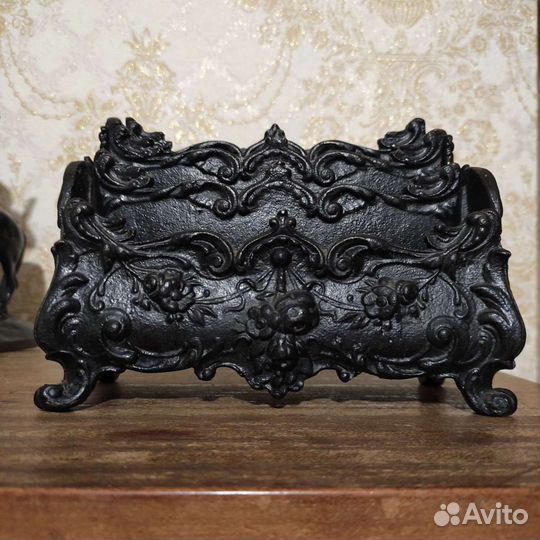 Вазы, пепельница, визитница, ссс