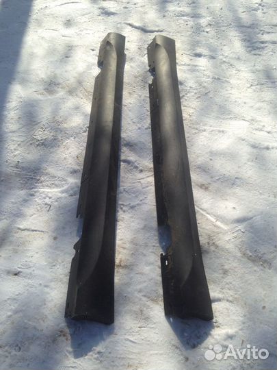 Накладки на пороги BMW X1