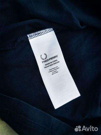 Футболка fred perry с лампасами