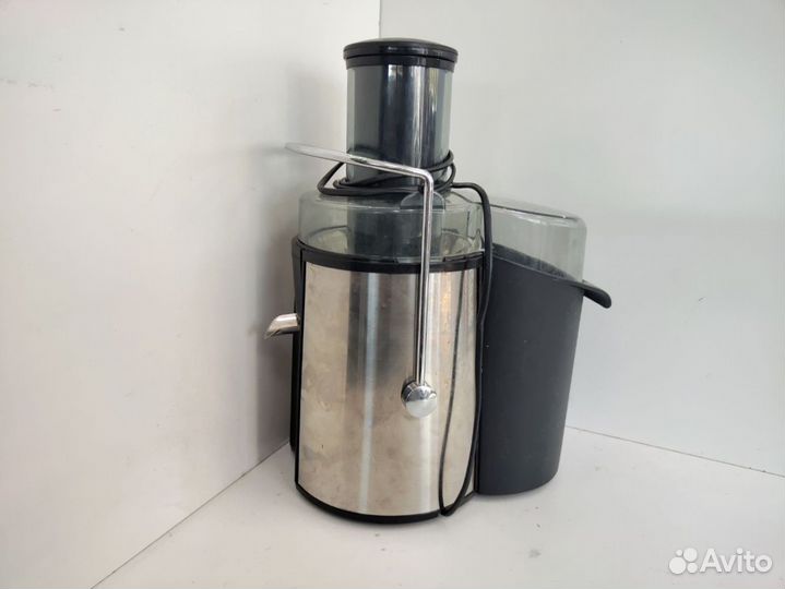 Соковыжималка Scarlett SC-018