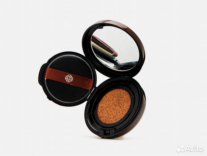 Shiseido synchro skin cushion compact bronzer