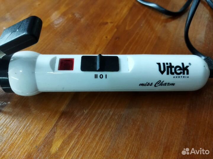 Плойка (щипцы) для завивки волос Vitek VT-1310