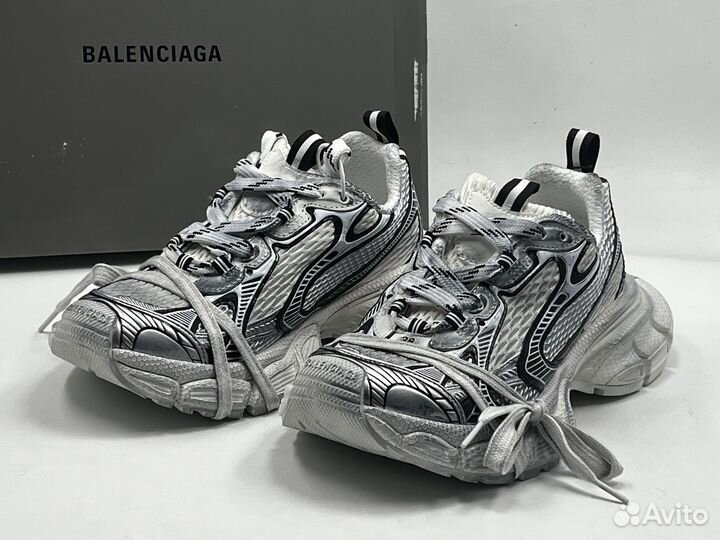 Balenciaga 3XL white black