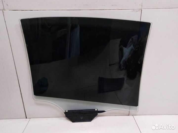 Стекло двери задней левой BMW 7-Series E65,E66 200