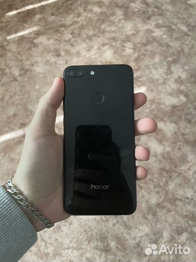Телефон honor