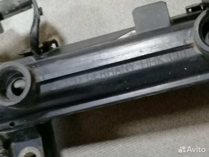 Топливная рампа Volkswagen Golf 4 1997-2006