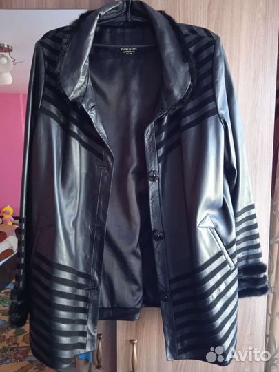 Куртка кожаная женская
