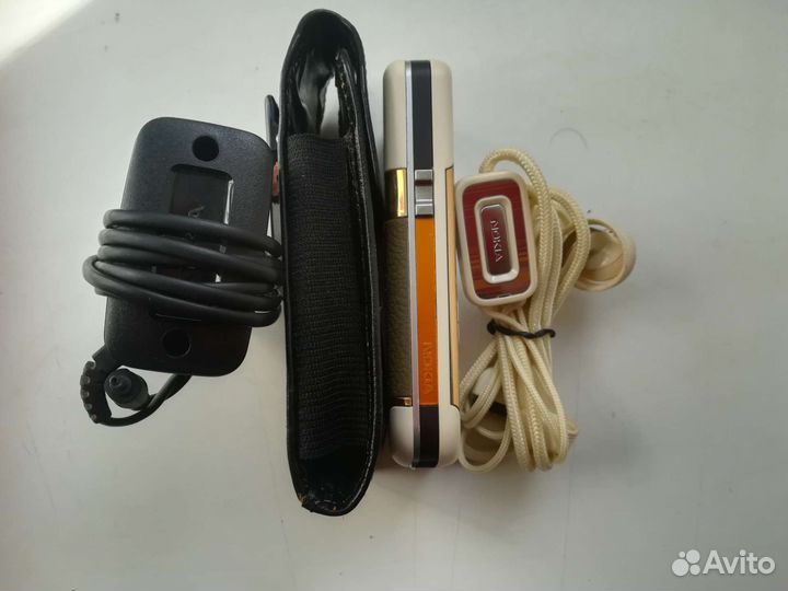 Телефон Nokia 7360