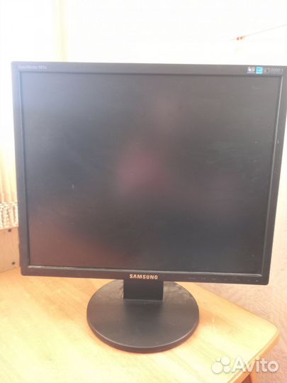 Монитор Samsung 943N на запчасти