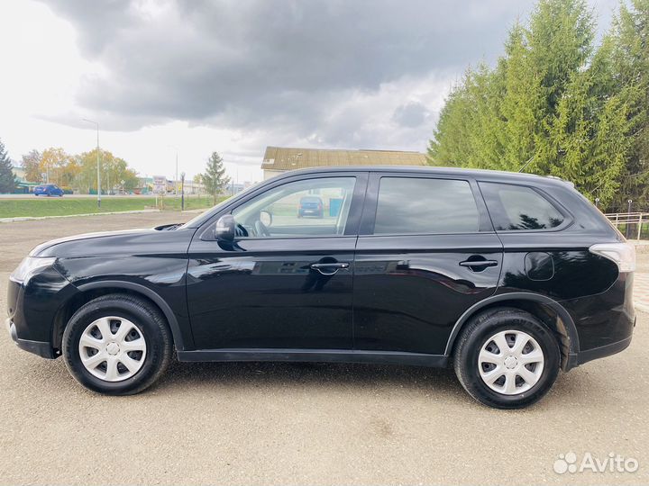 Mitsubishi Outlander 2 CVT, 2014, 145 253 км