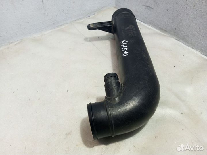 Патрубок воздушный volkswagen passat CC