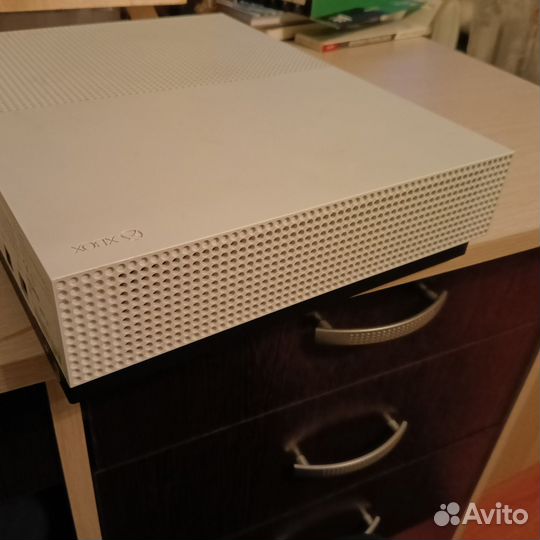 Xbox One s 1tb all digital