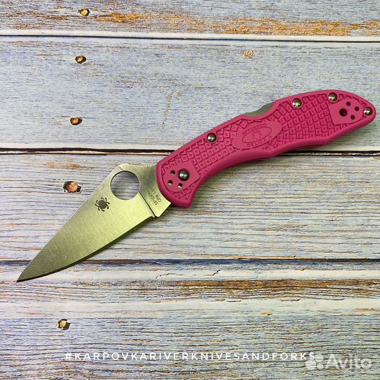 Spyderco Delica 4 S30V Pink, Japan