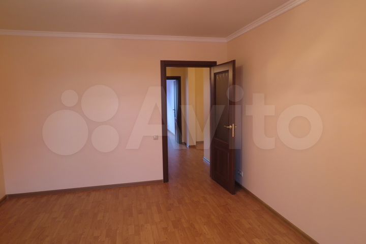 3-к. квартира, 110,9 м², 2/5 эт.