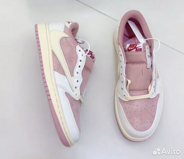 Travis Scott x Air Jordan 1 Low OG 'Shy Pink'