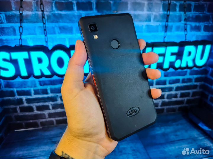 Land Rover Explore, 4/64 ГБ