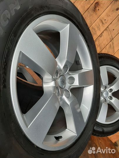 R20 Pirelli Scorpion Winter 255/60, PCD 5x120 DIA 72.6