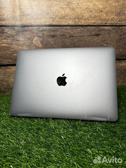 MacBook Pro 13 2017 i7/16/1TB