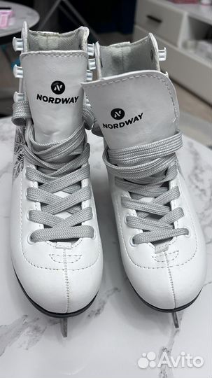 Коньки фигурные