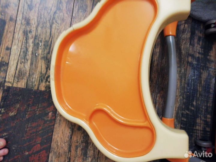 Столик для кормления ребенка