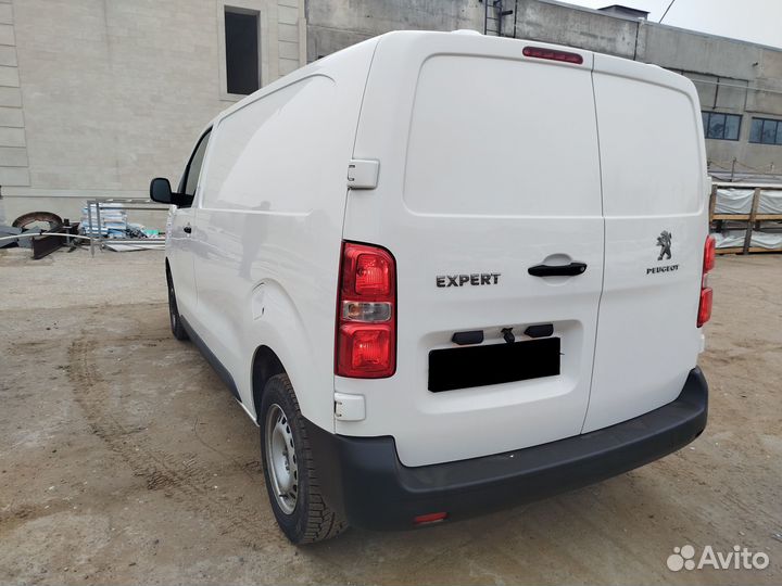 Peugeot Expert цельнометаллический, 2022