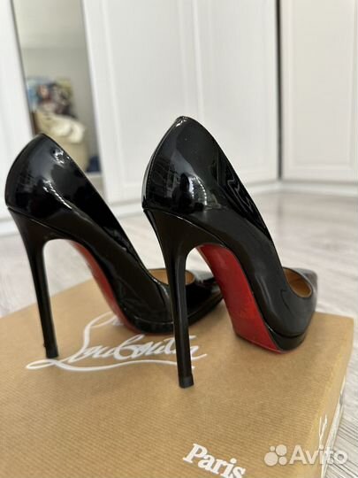 Туфли Christian Louboutin 35,5