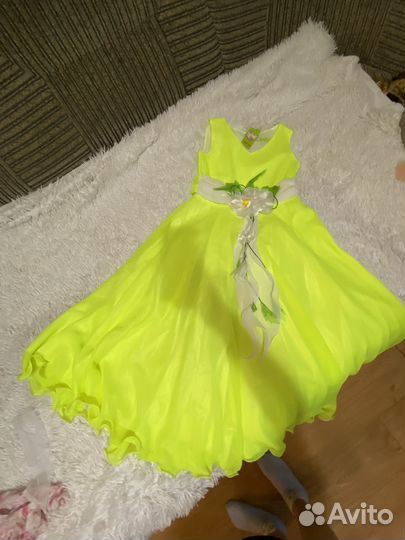 Платье новогоднее новое