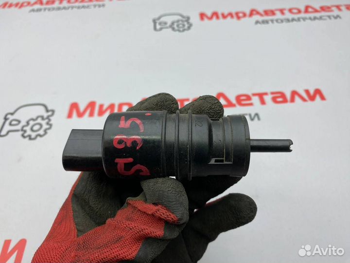 Насос (моторчик) омывателя стекла Chevrolet 3