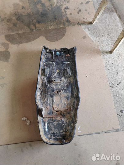 Запчасти от мотоцикла (навесное)