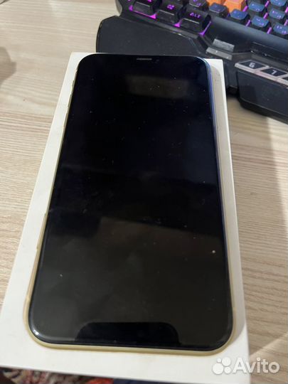 iPhone Xr, 128 ГБ