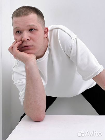 Футболка базовая белая Sincerit из плотной ткани