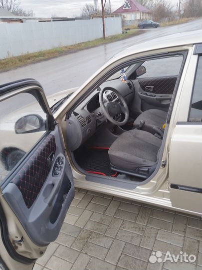 Hyundai Accent 1.5 МТ, 2004, 260 000 км