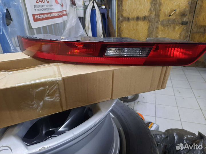Фонарь в бампер audi Q3 левый