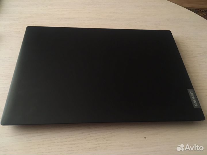 Ноутбук Lenovo S145-15AST (81N3) Черный