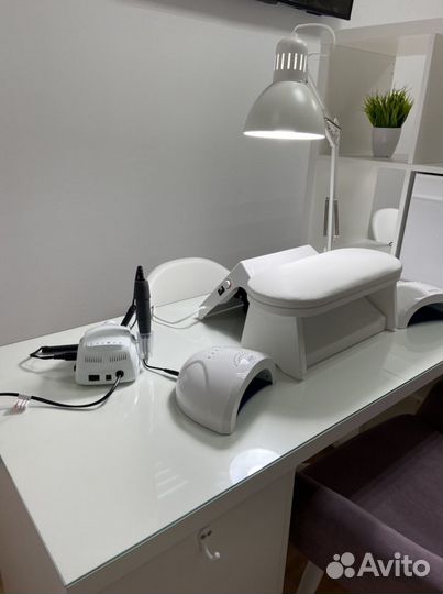 Аренда места для мастера маникюра