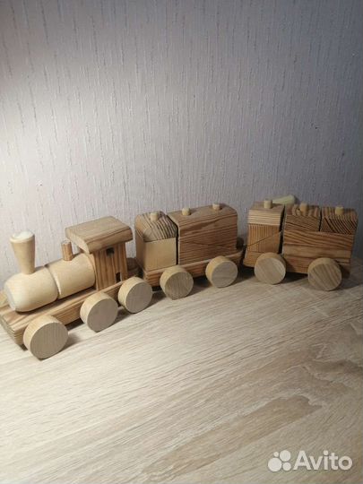 Детские игрушки из дерева