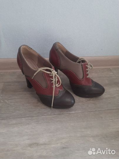 Ботинки женские 37,5