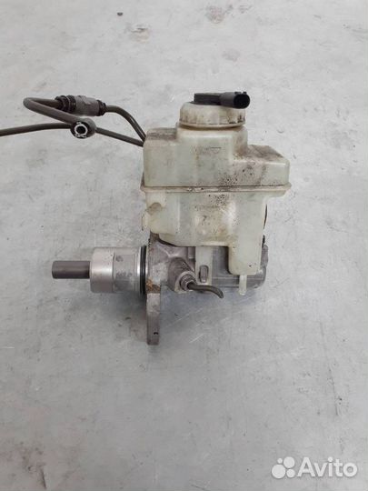 Главный тормозной цилиндр BMW 7 E65/E66/E67 E65