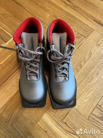 Ботинки лыжные детские новые