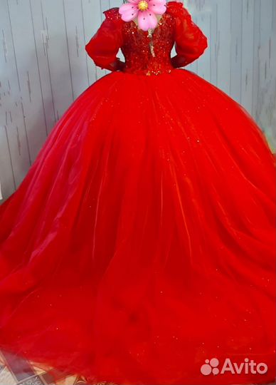 Свадебное платье