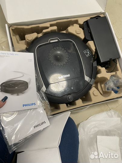 Робот пылесос Philips
