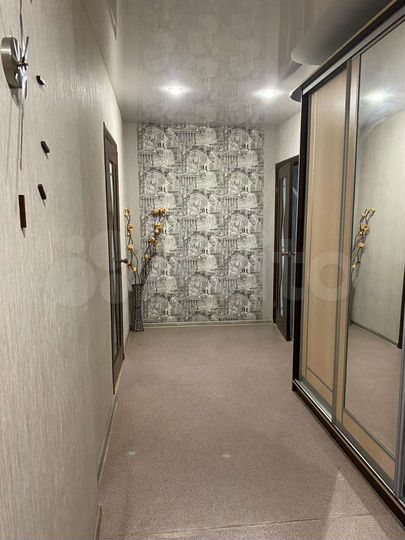 3-к. квартира, 90,1 м², 1/2 эт.