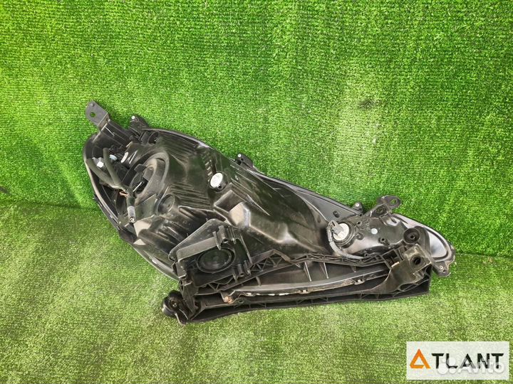 Фара передняя левая honda FIT