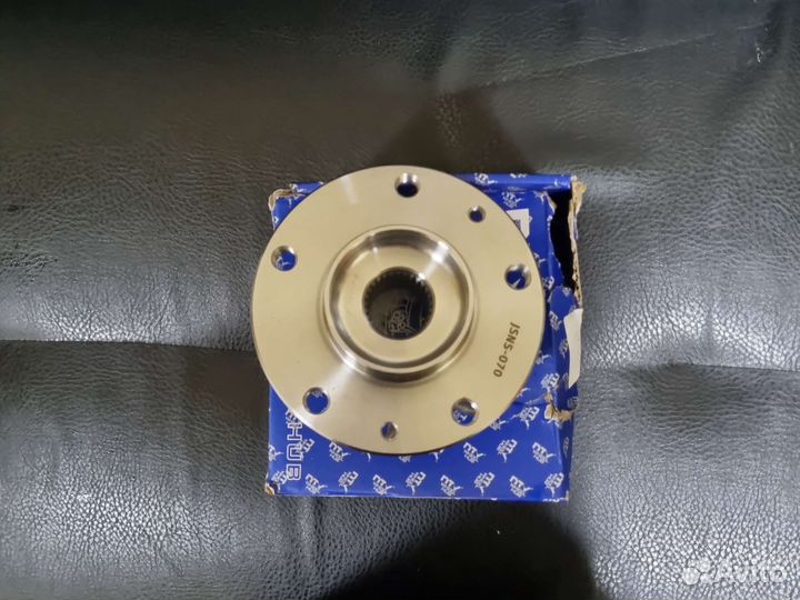 Ступица Новая Передняя Германия Nissan Qashqai