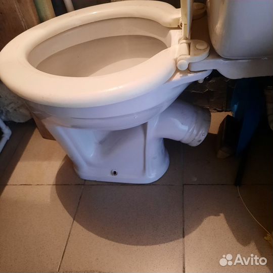 Унитаз с бачком бу