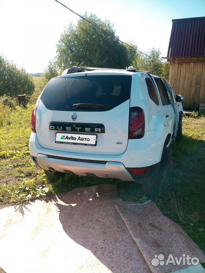 Renault Duster 2.0 МТ, 2020, битый, 55 576 км