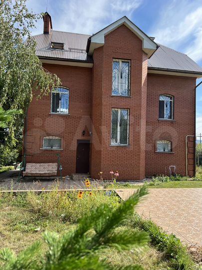 Дом 187,7 м² на участке 15,5 сот.